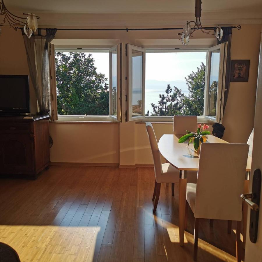 Beach Apartments Ловран Экстерьер фото